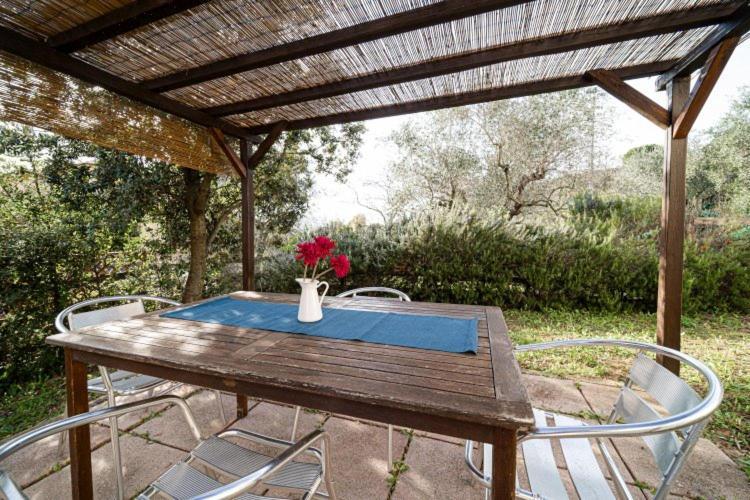 La Baia Di Bagnaia Apartment Portoferraio Luaran gambar